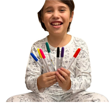 DinoDreams | Colorear y jugar - Conjunto de pijama DIY con estampado de dinosaurio